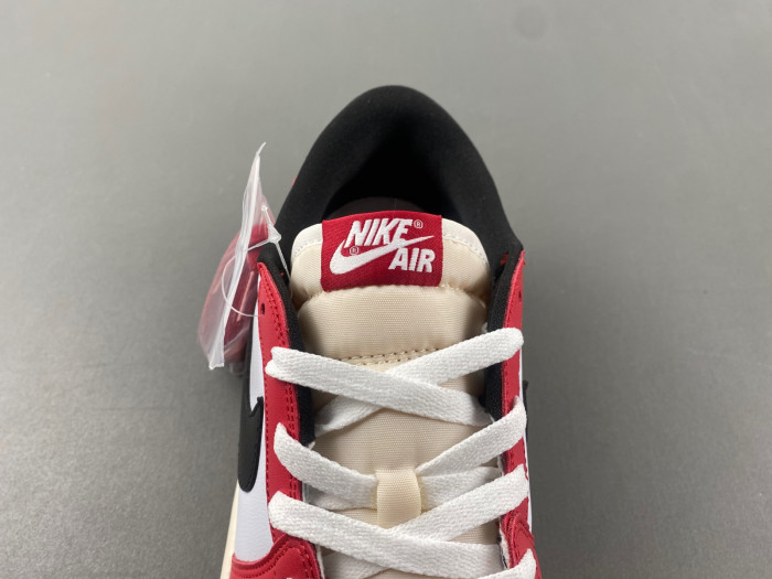 Air Jordan 1 Low OG “Chicago” HQ6998-600