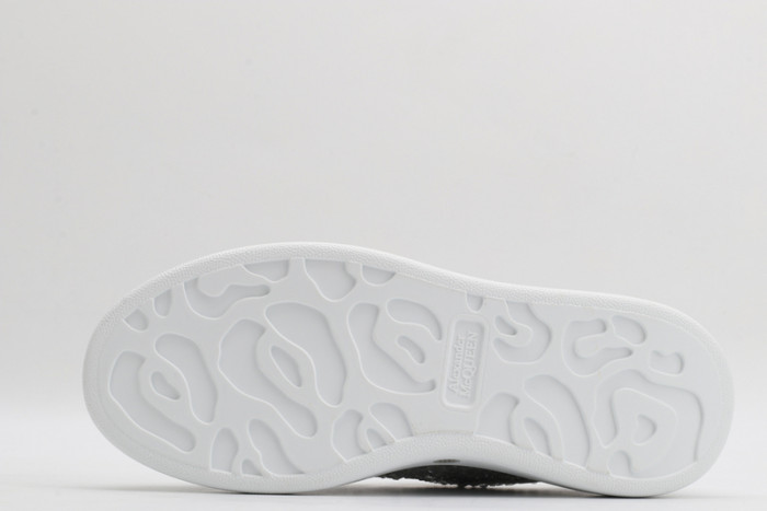 ale*d*r M*Q*en sole sneakers kickze-32