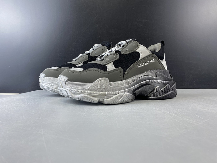 bl triple s trainers clear sole black grey 545325 g09o1 9532