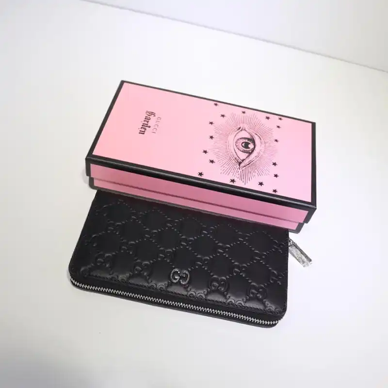 G*u*i brand handbags zip around wallet 1904g0014