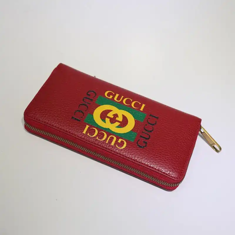 G*u*i brand handbags zip around wallet 1904g0016