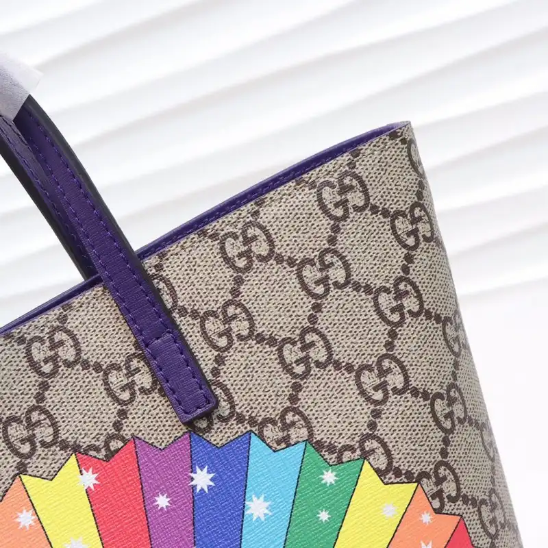 G*u*i bags 19b57g0101