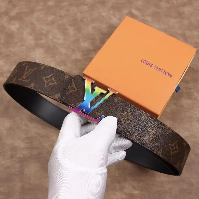 LV s Belte 19XIA0024