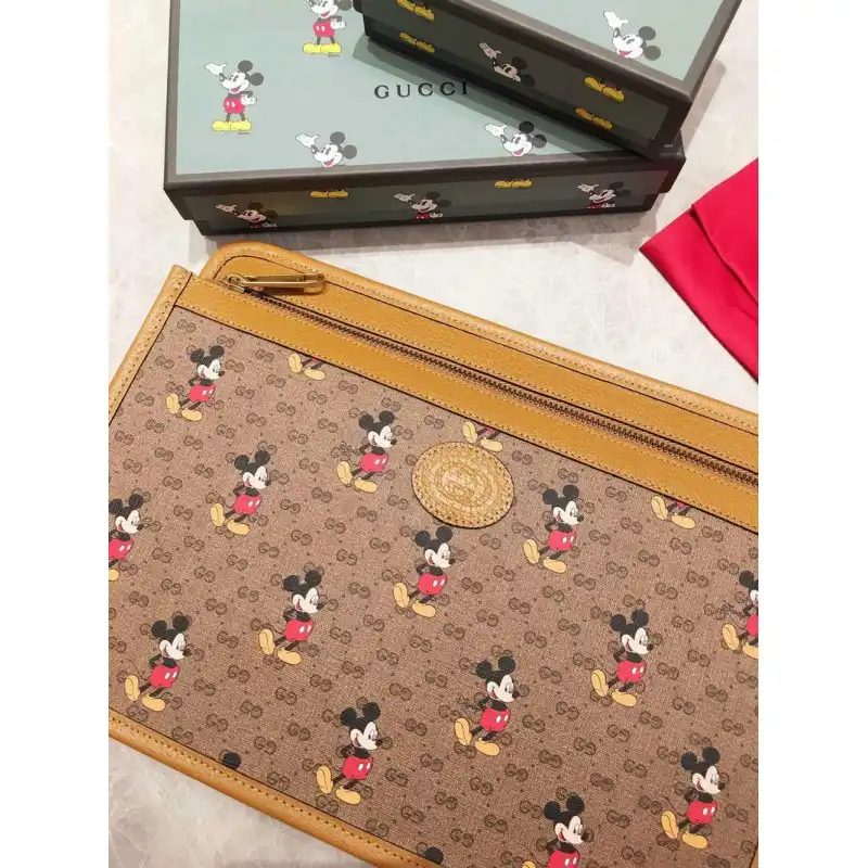 G*u*i bags 20dj570090