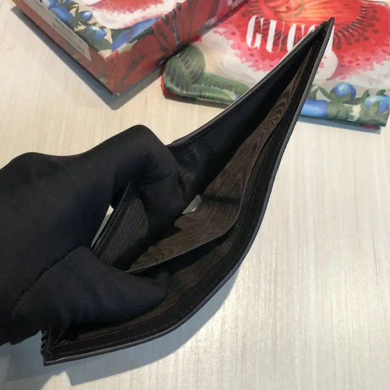 G*u*i bags 20guc0125