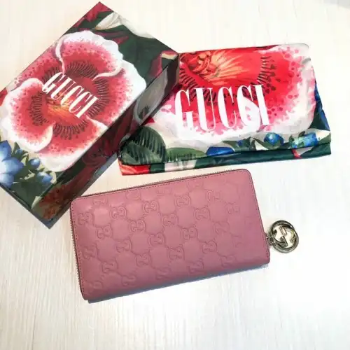 G*u*i bags 20guc0206