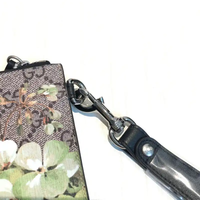 G*u*i bags 20guc0227