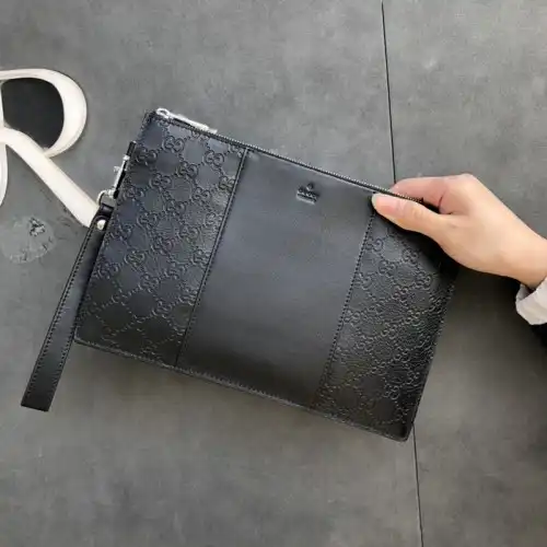 G*u*i bags 2104dj0131