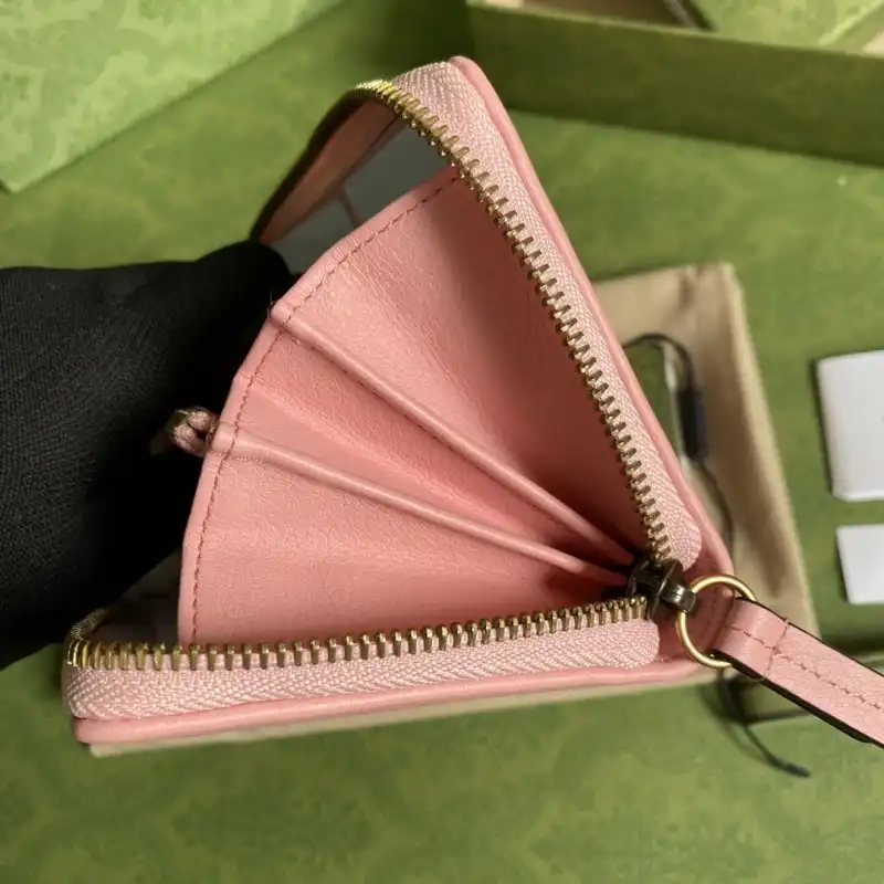 G*u*i s bags 2108ya0063