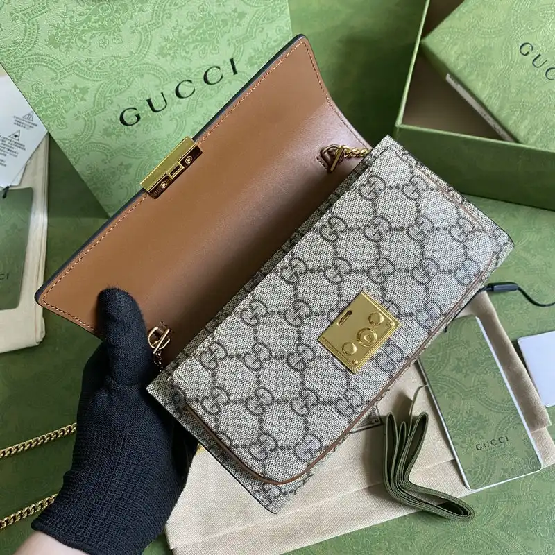 G*u*i bag 2109ya0079