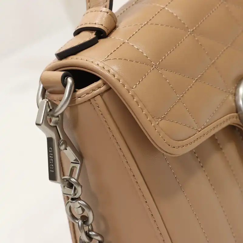 G*u*i bag 2112dj0004