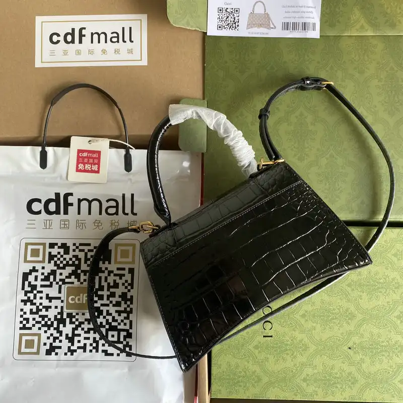 G*u*i bag 2112ya0068