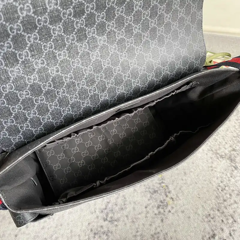 G*u*i bag 2201dj0016