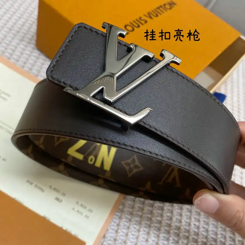 LV Belts 2204XA0163