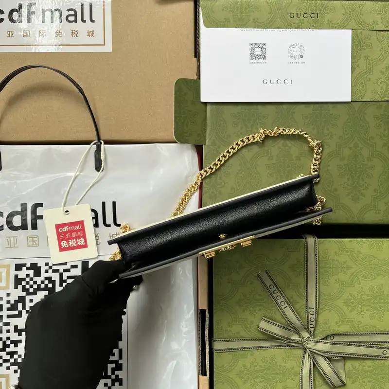 G*u*i bag 2205ya0032