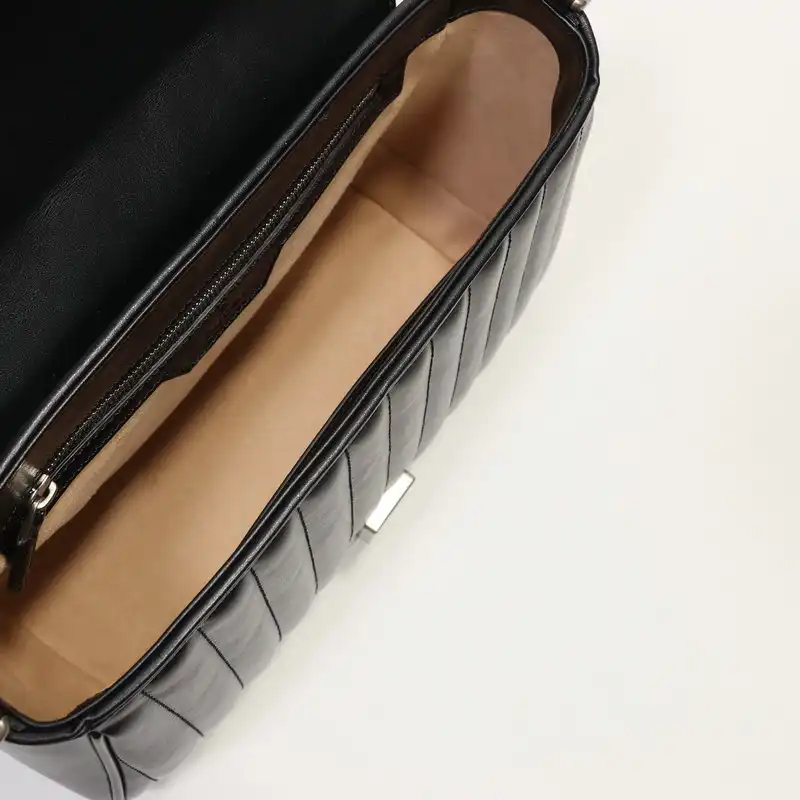 G*u*i bag 2206dj0020