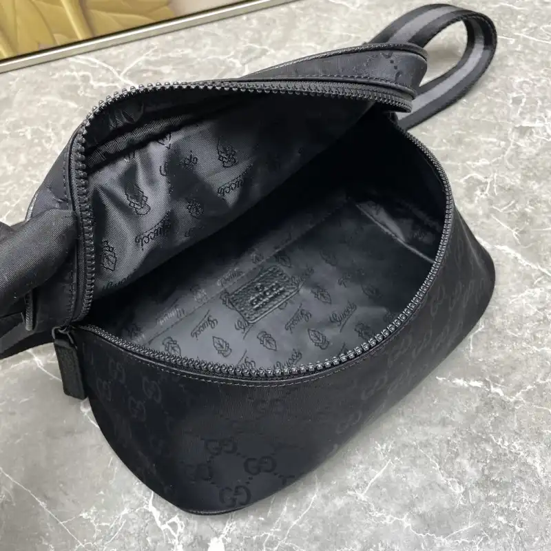 G*u*i bags 2406ya0153