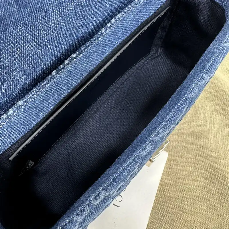 G*u*i bags 2407yz0302