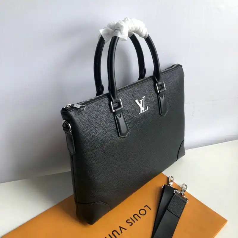 LV Bag 20YA11035