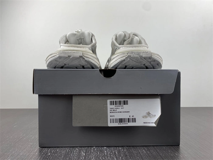 Balenciaga 742672 W3XL1 Chic 4386