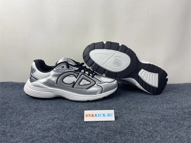 WaterResistant DR  B30 Sneaker sliver 995