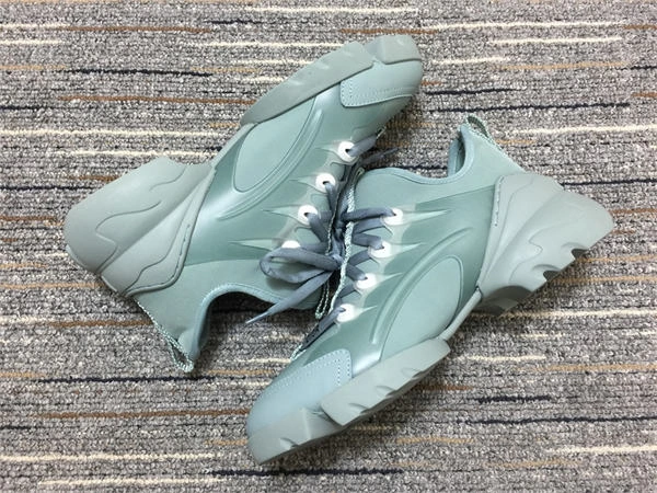 DR Sneakers EyeCatching 1335