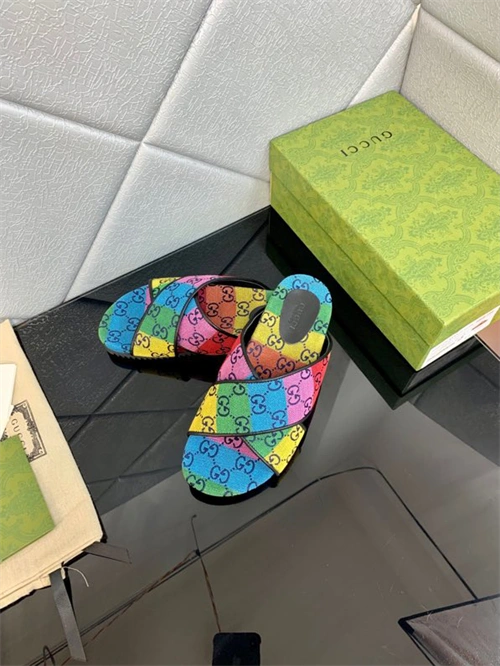 EasyMatch Gocci Slipper 5750