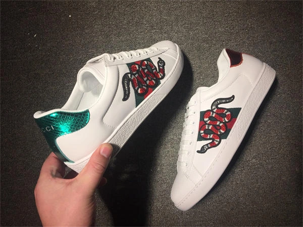 versatile G*u*i ace sneaker 173