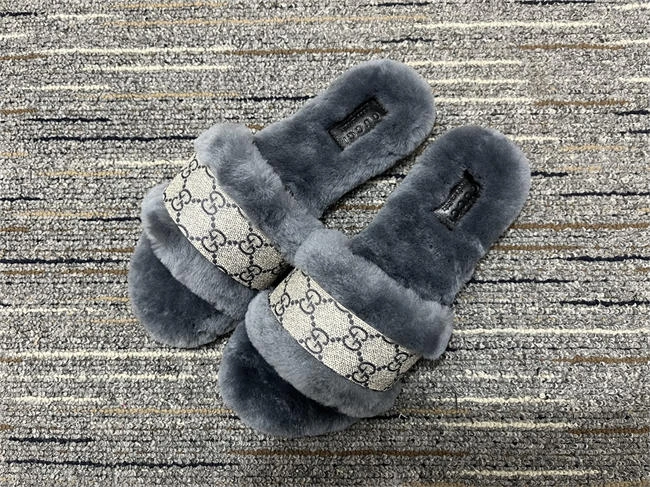 compact G*u*i side women 480