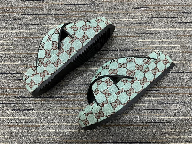 minimalist G*u*i side women 455