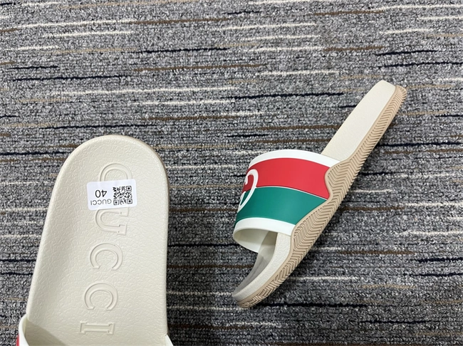 G*u*i slide supportive 418