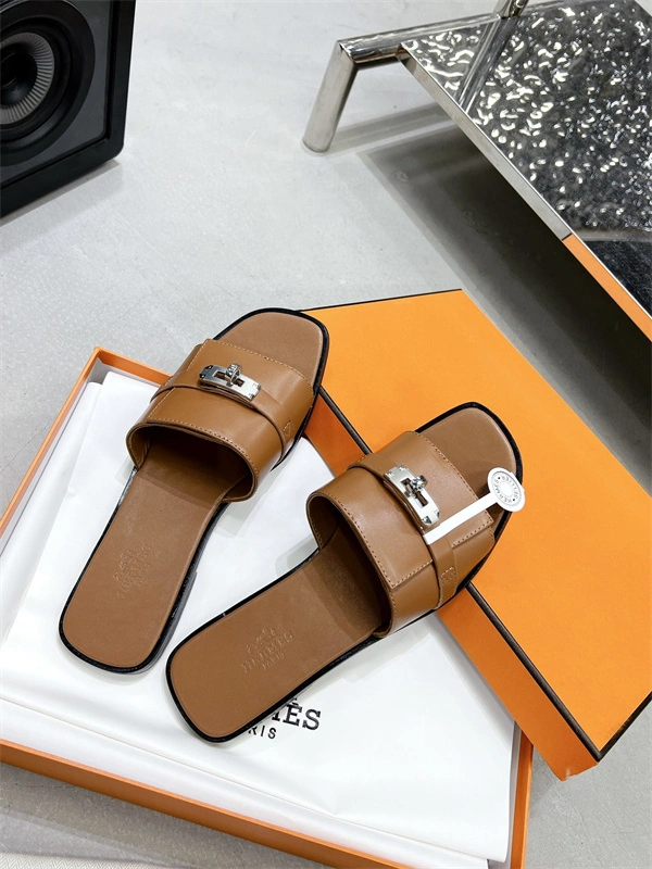 Elegant H Slipper 2372