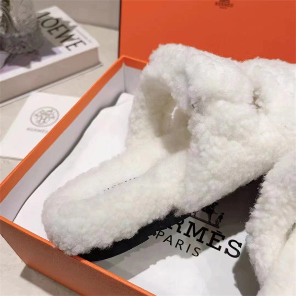 Efficient H Slipper 2380