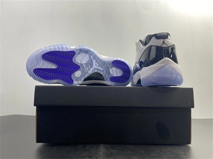 Jordan 11 Retro Low Concord 528895- Breathable 4113
