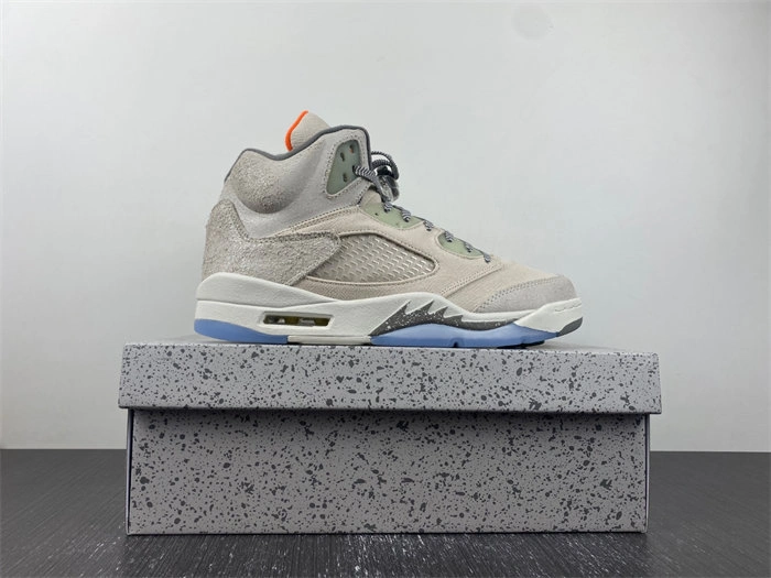 Comfortable Jordan 5 Retro SE Craft Light Orewood Brown FD9222- 3996