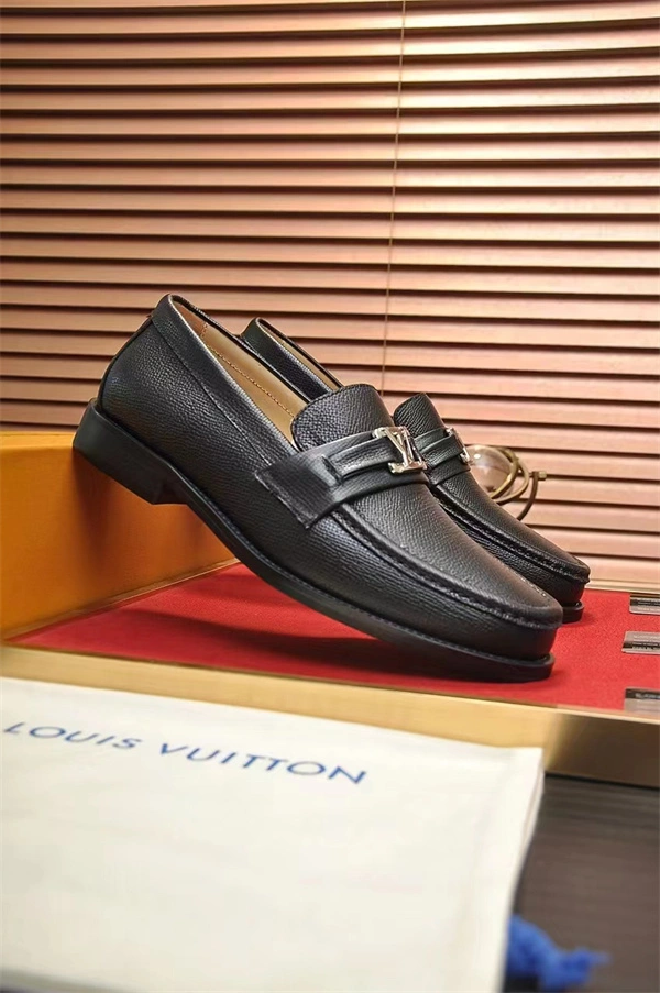 Lv Loafer Unisex 1935