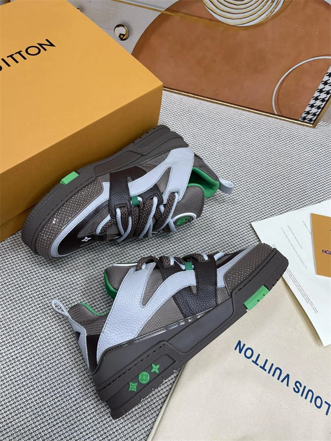 Stylish Lv Trainer Sneaker 2096