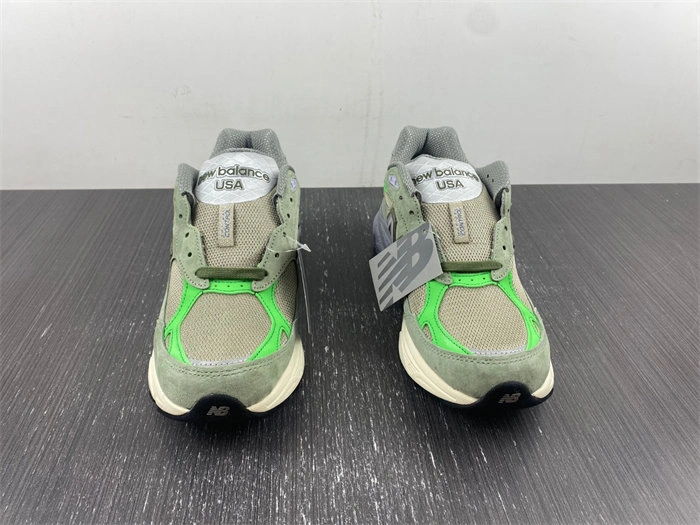 New Balance 990v3 Patta Keep Your Family Close M990PP Snug 5837