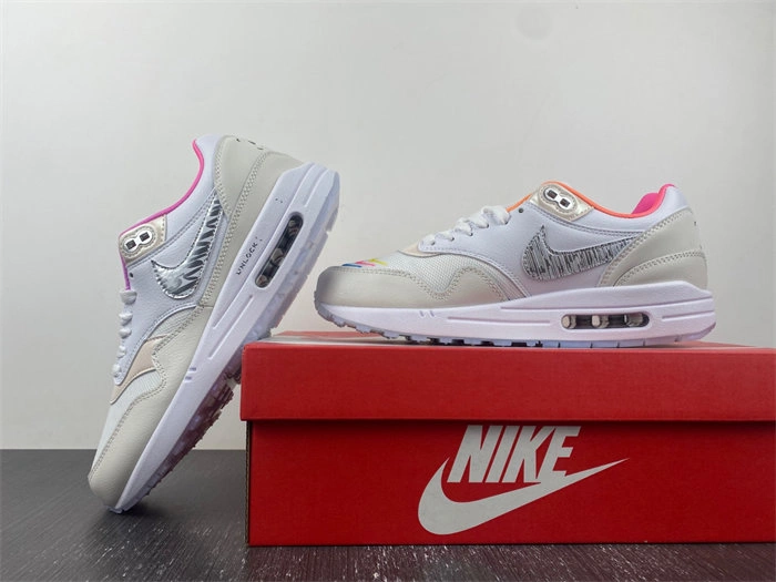 Stretchable Nike Air Max 1 Unlock Your Space FN0608- 5174