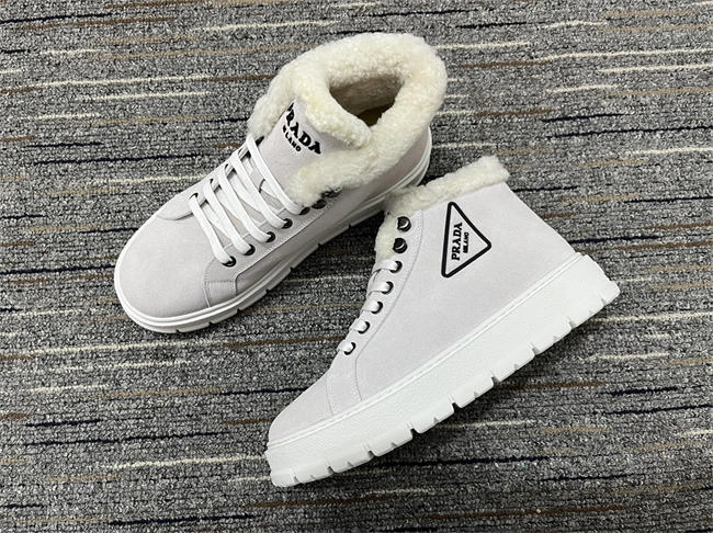 Neat Prada Sneaker Women 3392