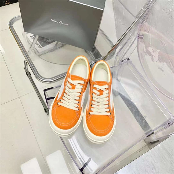 Trendsetting Rick Owens Sneaker 3478